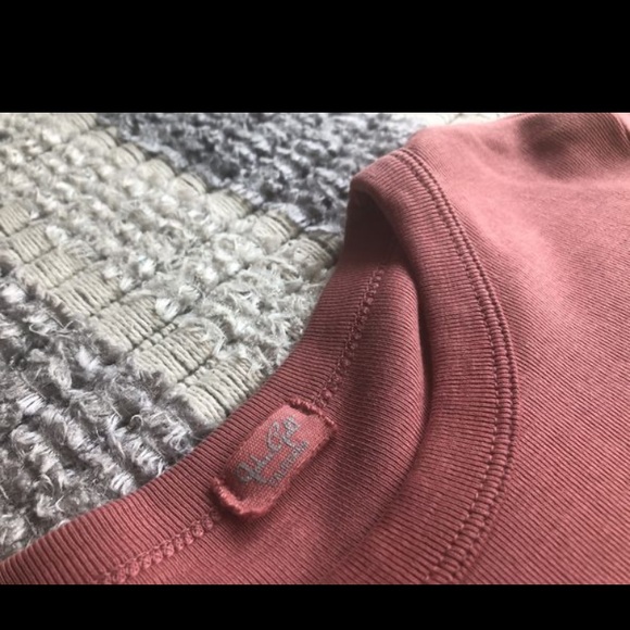 Brandy Melville butterfly long sleeve - Picture 3 of 3